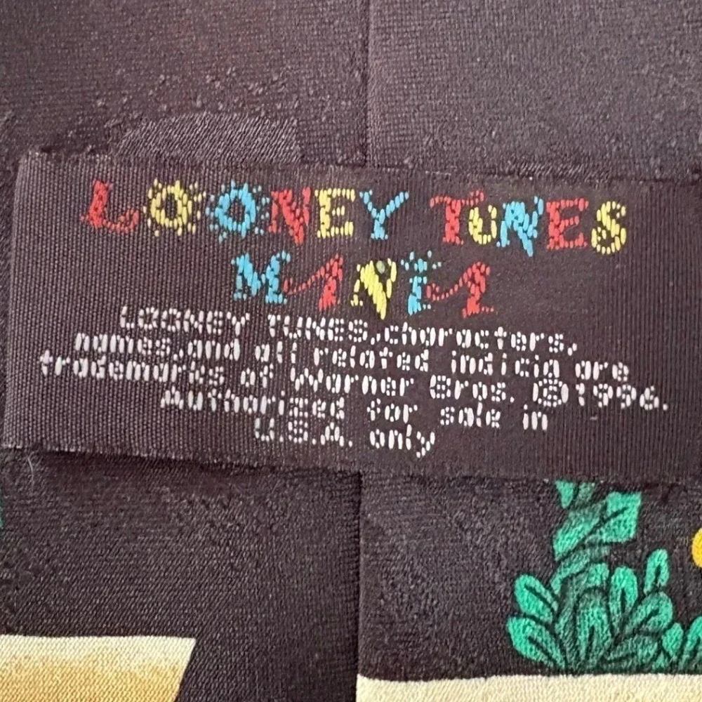 Looney Tunes Mania vintage looney